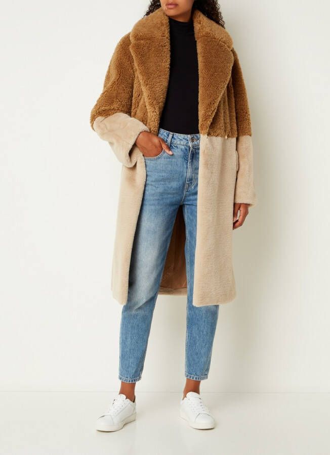 Hugo Boss Cadola mantel van teddy met klepzakken