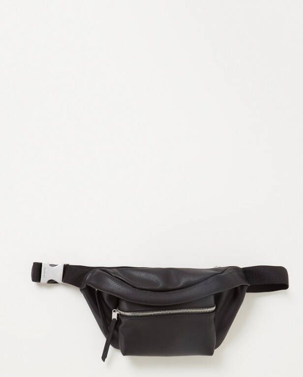 sandro Heuptas met leren details