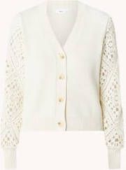 Mango Matre fijngebreid vest met opengewerkt dessin