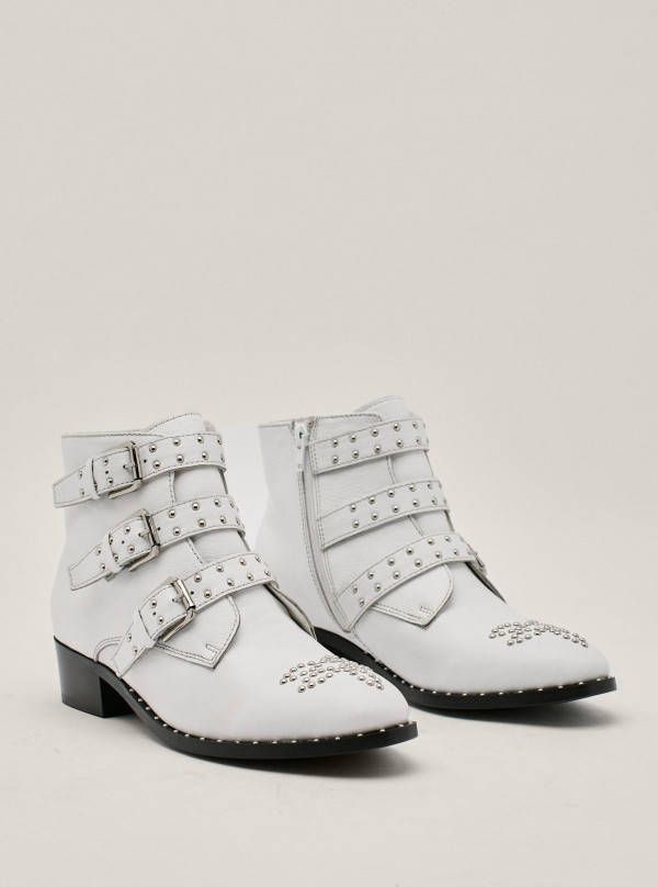 boohoo Leren Cowboylaarzen Met Pin, Studs En Gespen, White