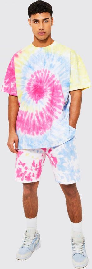 boohoo Oversized Tie Dye Man Set Met Shorts En Split, Pink