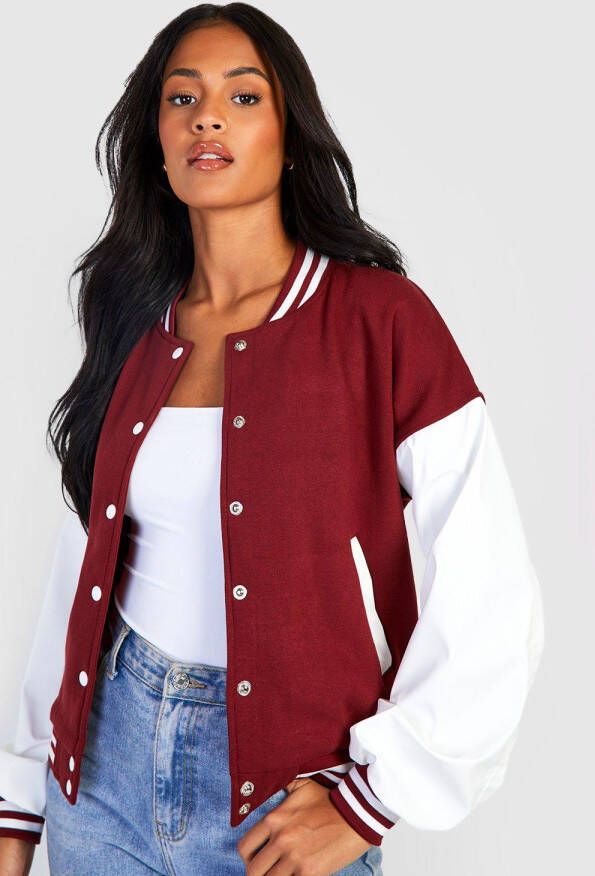 boohoo Tall Varsity Bomberjack Met Contrasterende Mouwen, Berry