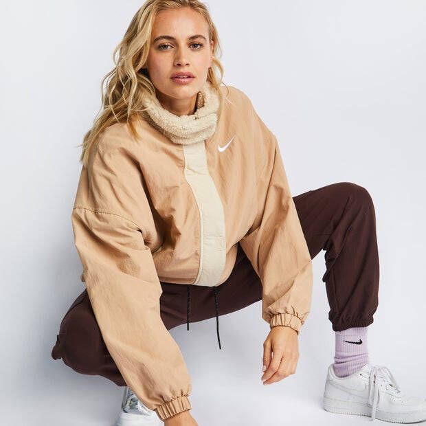 Nike Essentials Dames Jackets