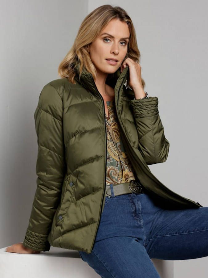 MONA Doorgestikte jas met geplooide details Mosgroen