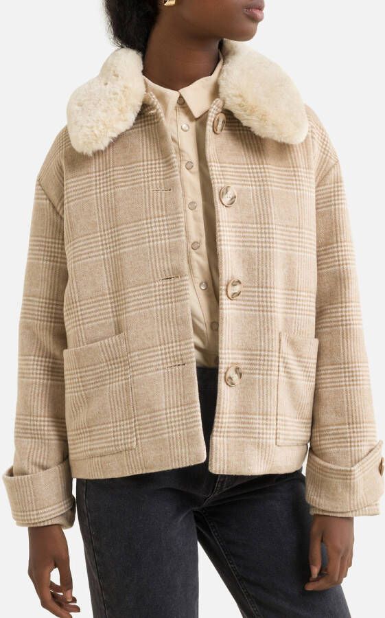 Naf Korte jas, kraag in imitatie bont