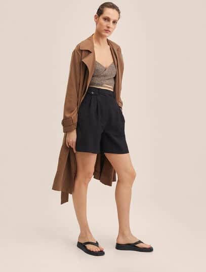 Mango Almond fijngebreide cropped wikkeltop met gestrikt detail