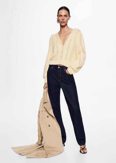 Mango Shaky grofgebreide vest met kabelgebreide details