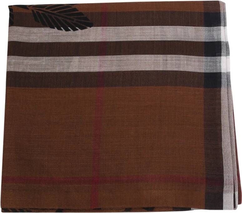 Burberry Wool silk scarf screen printed with Exaggerated Check, Equestrian Knight and oak leaf crest Burberry, Bruin, Dames