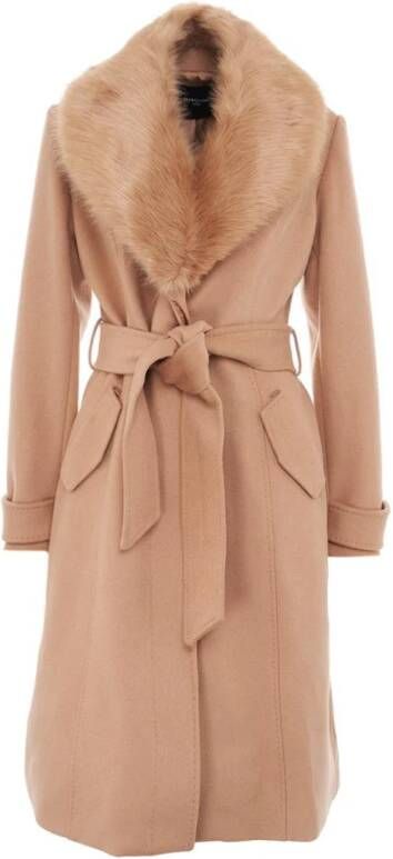 Guess Trenchcoats & Mantels Bruin Dames