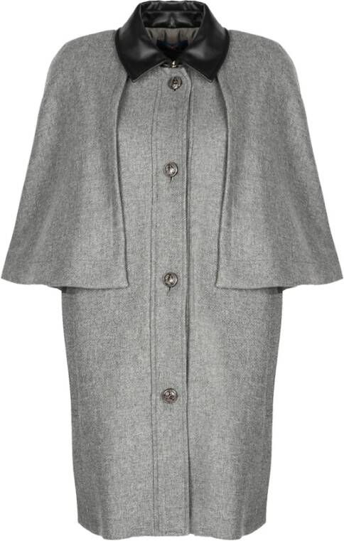 Trussardi Trenchcoats & Mantels Grijs Dames