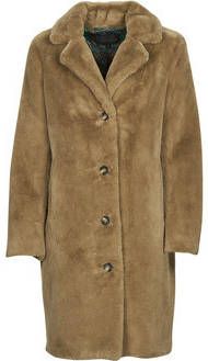 Oakwood Mantel CYBER